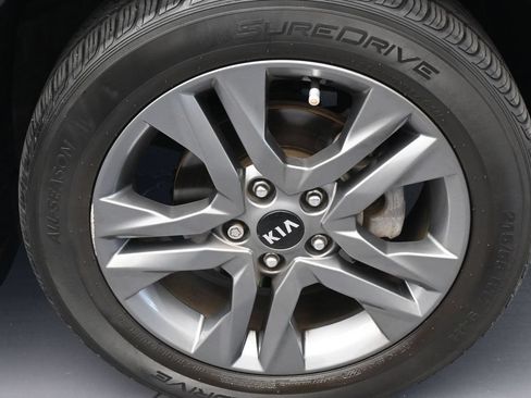 Used 2021 Kia Seltos S FWD image 39
