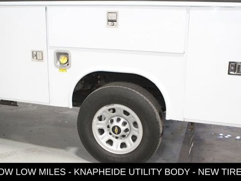 Used 2020 Chevrolet Silverado 3500 W/T w/ WT Fleet Convenience Package image 29