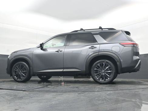 New 2026 Nissan Pathfinder SL w/ SL Premium Package FWD image 28