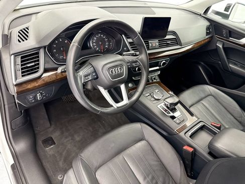 Used 2019 Audi Q5 Prestige w/ Convenience Package AWD/4WD image 9
