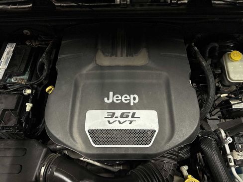 Used 2012 Jeep Wrangler Sport image 12