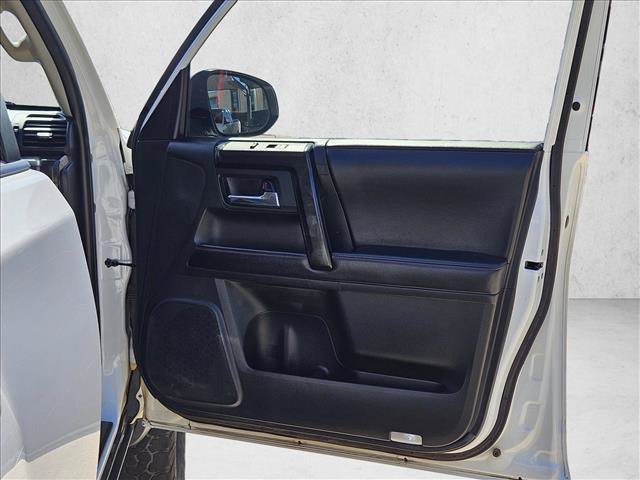 Used 2016 Toyota 4Runner Trail Premium AWD/4WD image 8
