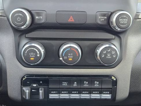 Certified 2024 RAM 2500 Tradesman w/ Special Service Vehicle Group AWD/4WD image 22