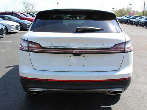 Certified 2023 Lincoln Nautilus Reserve AWD/4WD image 4