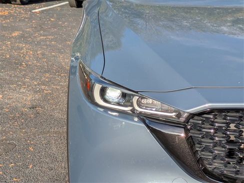 Used 2023 MAZDA CX-5 Carbon Edition image 10