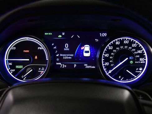 Used 2022 Toyota Camry XSE w/ Navigation Upgrade Package FWD image 15