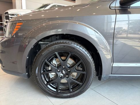Used 2019 Dodge Journey GT w/ Nav & Sun Group AWD/4WD image 10