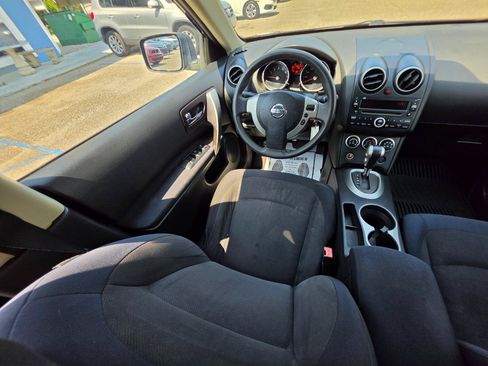 Used 2009 Nissan Rogue S FWD image 25