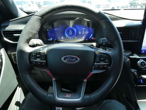 Used 2024 Ford Explorer ST w/ Equipment Group 401A AWD/4WD image 39