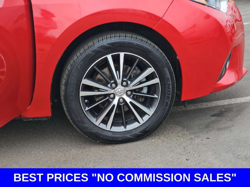 Used 2016 Toyota Corolla LE FWD image 37