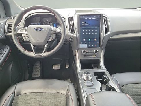 Used 2024 Ford Edge ST-Line AWD/4WD image 10