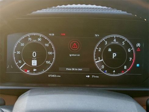 Used 2019 Land Rover Discovery HSE Luxury image 11