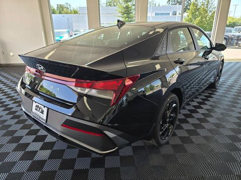 New 2026 Hyundai Elantra Sport FWD image 3