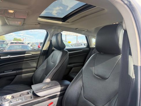 Used 2019 Ford Fusion Titanium AWD/4WD image 20