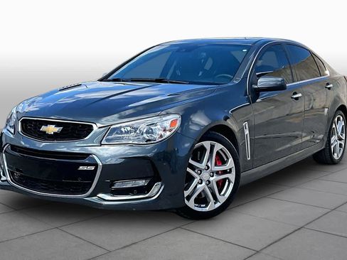 Used 2017 Chevrolet SS RWD image 35