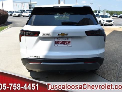 New 2026 Chevrolet Equinox LT w/ Convenience Package II image 8