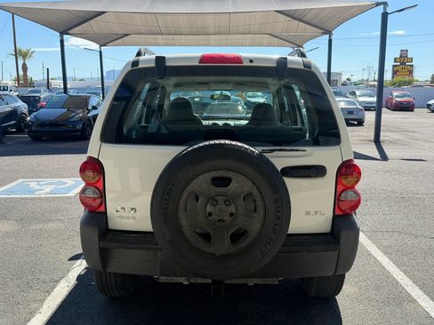 Used 2003 Jeep Liberty Sport AWD/4WD image 8