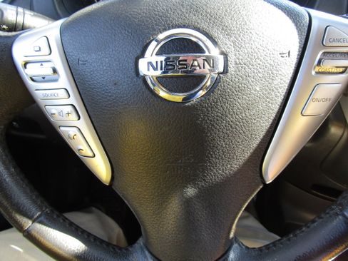 Used 2015 Nissan Versa Note SV w/ SL Tech Package image 21