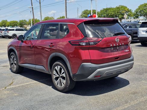 Used 2023 Nissan Rogue SV AWD/4WD image 9
