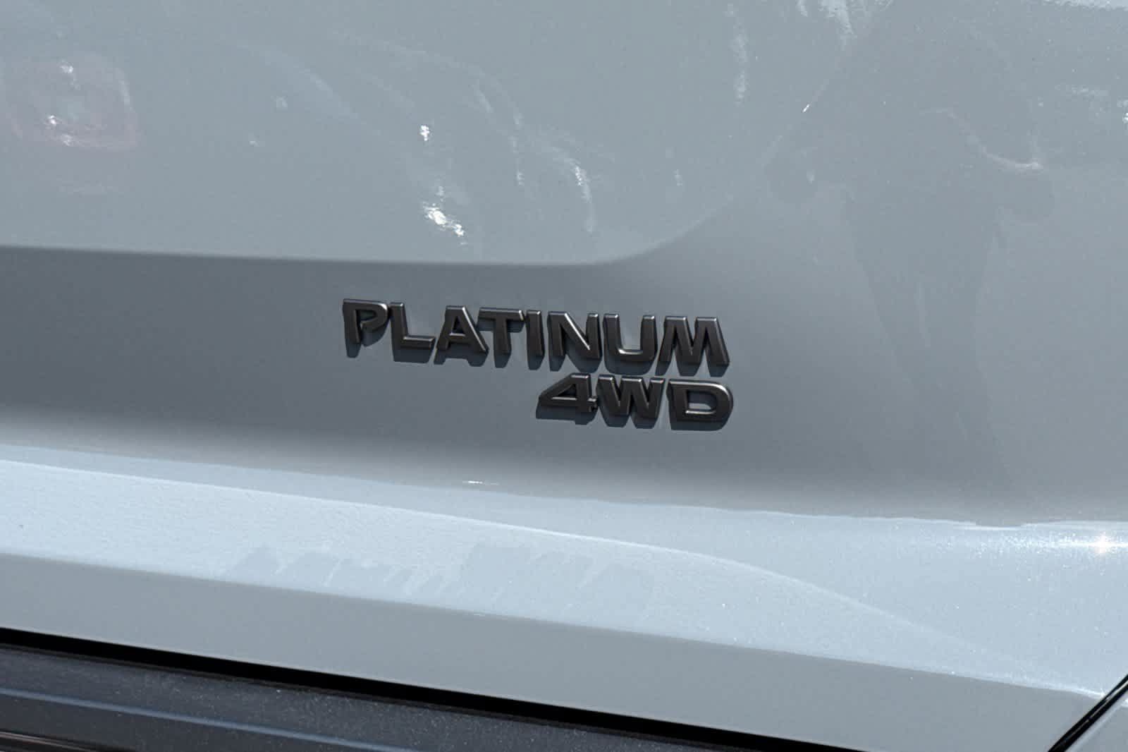 New 2026 Nissan Pathfinder Platinum AWD/4WD image 27