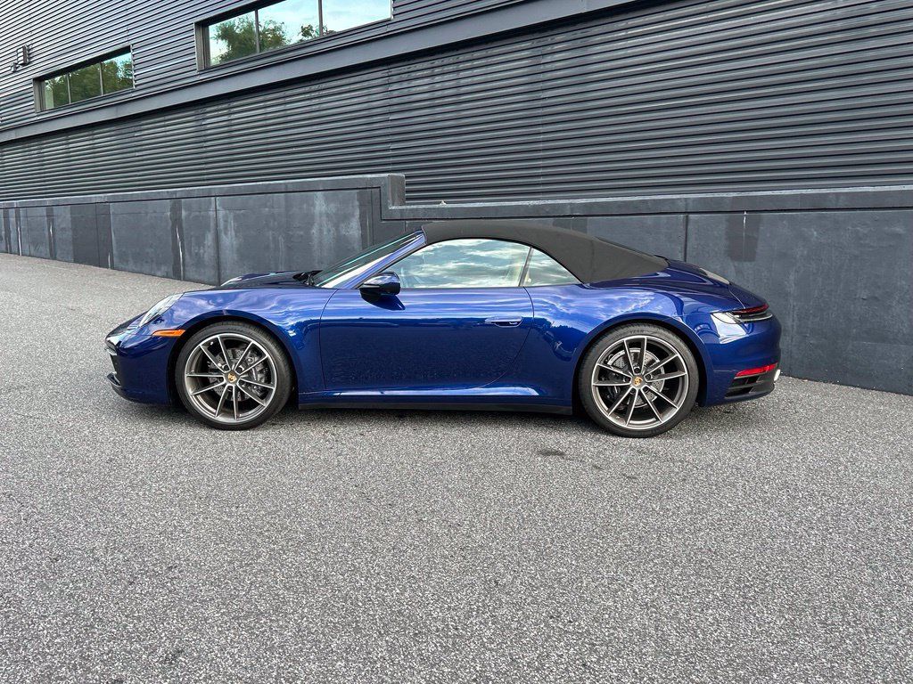 Certified 2024 Porsche 911 Carrera RWD image 7