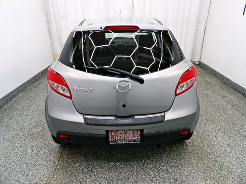 Used 2013 MAZDA MAZDA2 Sport FWD image 5