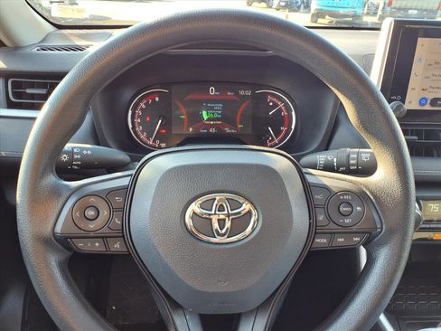 Certified 2025 Toyota RAV4 XLE image 18