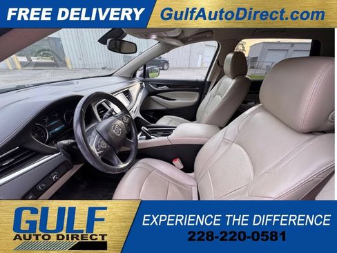 Used 2018 Buick Enclave Essence FWD image 5