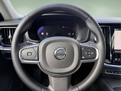 Used 2024 Volvo S60 B5 Core FWD image 6