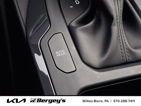 Certified 2025 Kia K4 EX image 27
