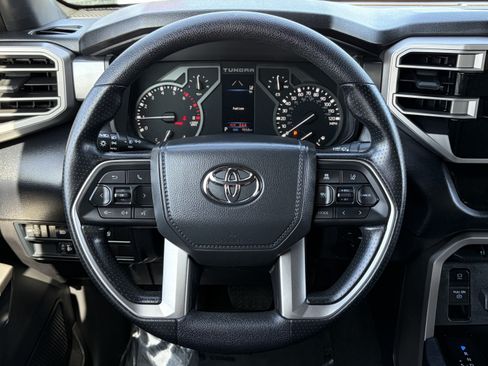 Used 2025 Toyota Tundra SR5 AWD/4WD image 16