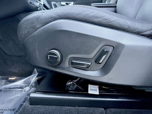 Used 2023 Volvo XC60 B5 Plus w/ Climate Package image 14