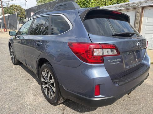 Used 2017 Subaru Outback 2.5i Limited AWD/4WD image 7