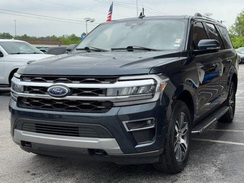 Used 2023 Ford Expedition Limited AWD/4WD image 9