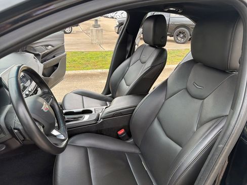 Used 2021 Cadillac CT4 Premium Luxury image 12