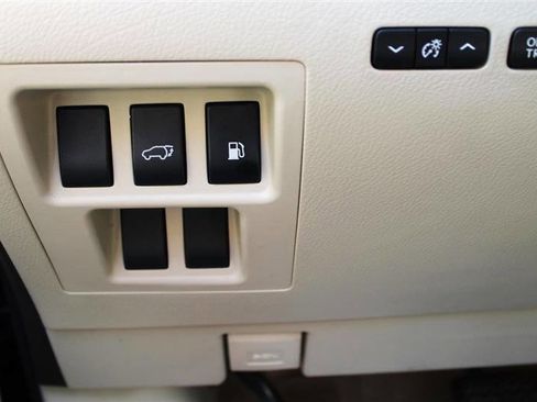 Used 2011 Lexus RX 450h AWD image 19