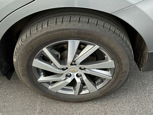 Used 2023 Chevrolet Equinox Premier w/ LPO, Floor Liner Package image 7