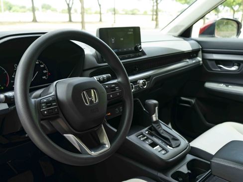Used 2025 Honda CR-V EX image 16