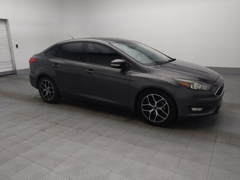Used 2017 Ford Focus SEL FWD image 11