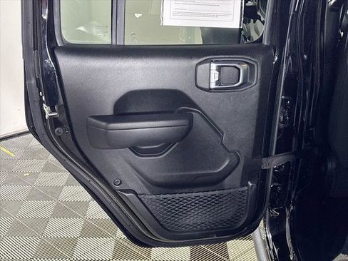 Certified 2023 Jeep Wrangler Unlimited AWD/4WD image 20