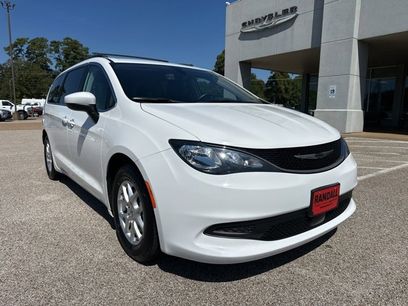 Used 2021 Chrysler Voyager Lxi