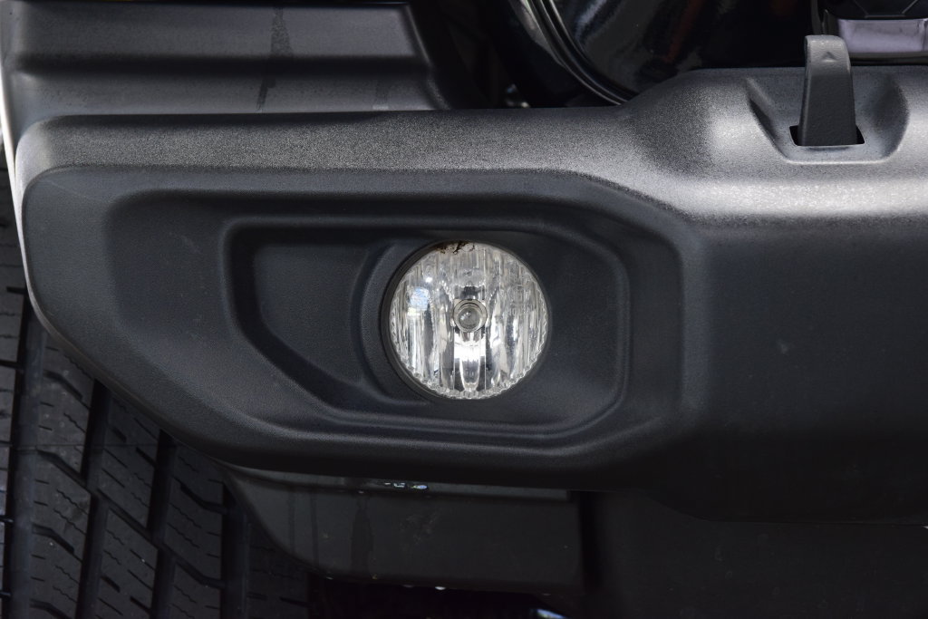 Used 2024 Jeep Wrangler Unlimited Sport AWD/4WD image 12