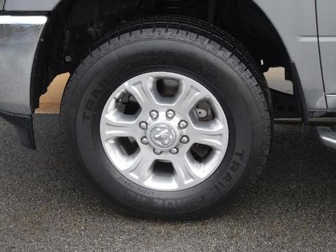 Certified 2023 RAM 2500 Big Horn w/ Level 1 Equipment Group image 3