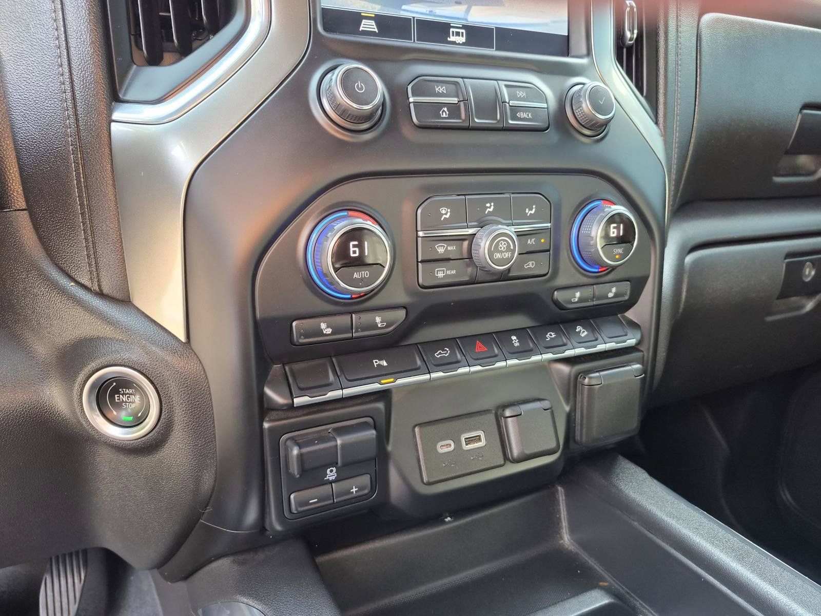 Used 2021 Chevrolet Silverado 1500 LT Trail Boss w/ LT Trail Boss Premium Package AWD/4WD image 27