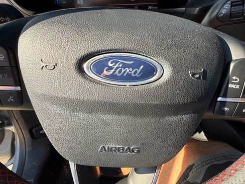 Used 2024 Ford Escape ST-Line w/ Tech Pack #1 FWD image 27
