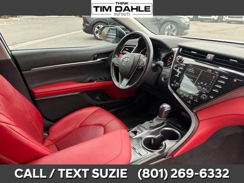 Used 2020 Toyota Camry XSE FWD image 12