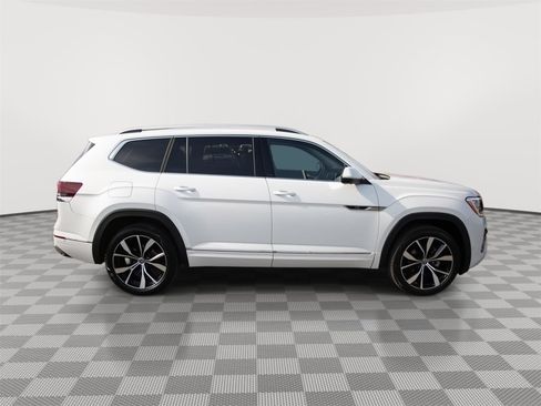 Used 2024 Volkswagen Atlas SEL Premium R-Line image 4