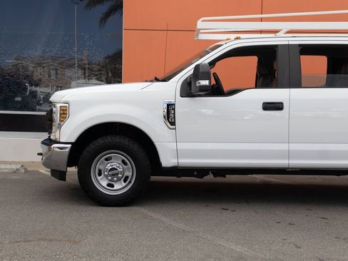 Used 2018 Ford F350 XL w/ Power Equipment Group image 10