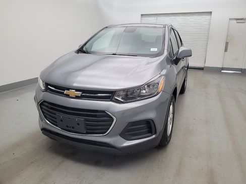 Used 2020 Chevrolet Trax LS w/ Tint and Cruise Package FWD image 15