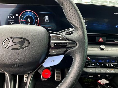 Used 2025 Hyundai Elantra N FWD image 12
